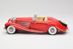 Mercedes 500K Special Roadster Red Maisto 1:18 56058 Diecast - image 4 of 8