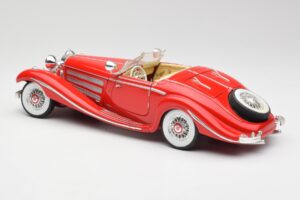 Mercedes 500K Special Roadster Red Maisto 1:18 56058 Diecast - image 7 of 8