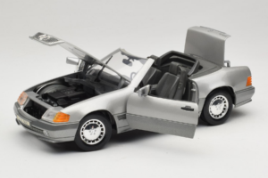 Mercedes 500SL R129 Silver Tchibo 1:18 TC001 Diecast - image 2 of 8