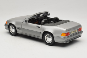 Mercedes 500SL R129 Silver Tchibo 1:18 TC001 Diecast - image 7 of 8