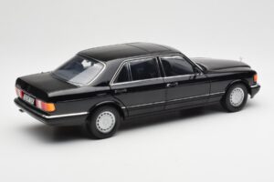 Mercedes 560 SEL W126 Black Dealer Edition Norev 1:18 B66040599 Diecast - image 3 of 8