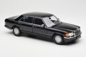 Mercedes 560 SEL W126 Black Dealer Edition Norev 1:18 B66040599 Diecast - image 6 of 8
