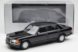 Mercedes 560 SEL W126 Black Dealer Edition Norev 1:18 B66040599 Diecast - image 8 of 8