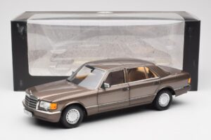 Mercedes 560 SEL W126 Impala Brown Dealer Edition Norev 1:18 B66040646 Diecast - image 8 of 8
