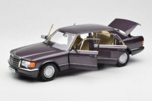 Mercedes 560 SEL W126 Purple Metallic Norev 1:18 183544 Diecast - image 2 of 8