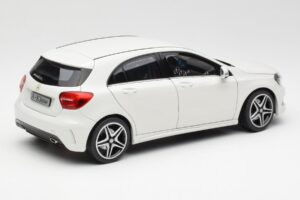 Mercedes A-Class W176 Cirrus White Norev 1:18 B66960126 Diecast - image 3 of 8