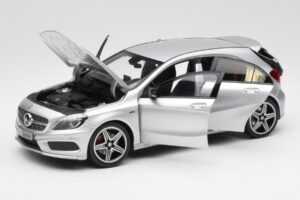 Mercedes A-Class W176 Polar Silver Norev 1:18 B66960139 Diecast - image 2 of 8