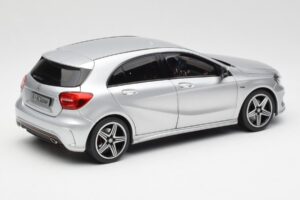 Mercedes A-Class W176 Polar Silver Norev 1:18 B66960139 Diecast - image 3 of 8