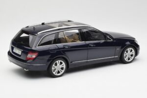 Mercedes C-Class S204 T-Modell Tanzanite Blue AUTOart 1:18 B66962352 Diecast - image 3 of 8