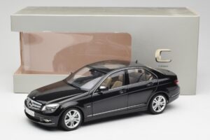 Mercedes C-Class W204 Avantgarde Obsidian Black AUTOart 1:18 76264-R1 Diecast - image 8 of 8