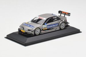Mercedes C-Class W204 #9 B. Spengler DTM 2009 Minichamps 1:43 400093909 Diecast - image 2 of 4