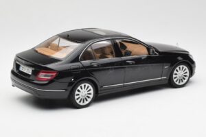 Mercedes C-Class W204 Obsidian Black AUTOart 1:18 B66962365 Diecast - image 3 of 8