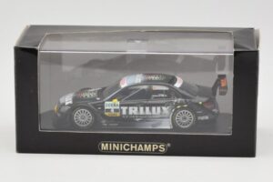 Mercedes C-Class W204 #4 Team AMG Mercedes R. Schumacher DTM 2009 Minichamps 1:43 400093904 Diecast - image 4 of 4
