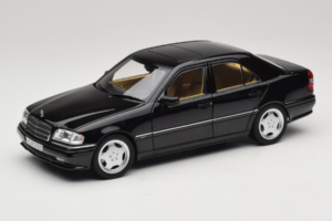 Mercedes C36 AMG W202 Obsidian Black Metallic Norev 1:18 183381 Diecast