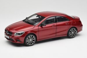 Mercedes CLA C117 Designo Patagonia Red Metallic Norev 1:18 B66960131 Diecast