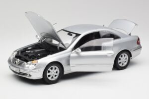 Mercedes CLK 500 C209 Silver Kyosho 1:18 B66962144 Diecast - image 2 of 8