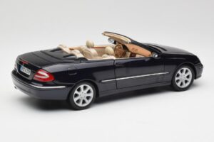 Mercedes CLK 500 W209 Cabriolet Dark Blue Metallic Kyosho 1:18 B66962174 Diecast - image 4 of 9