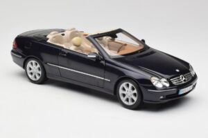 Mercedes CLK 500 W209 Cabriolet Dark Blue Metallic Kyosho 1:18 B66962174 Diecast - image 7 of 9