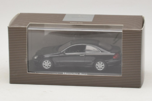 Mercedes CLK W208 Black Minichamps 1:43 B66961946 Diecast - image 4 of 5