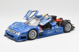 Mercedes CLK GTR #12 Original Teile FIA GT 1999 Maisto 1:18 56036 Diecast - image 2 of 7