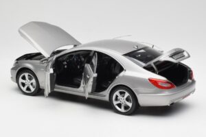 Mercedes CLS C218 Designo Alubeam Titanium Norev 1:18 B66961298 Diecast - image 5 of 8