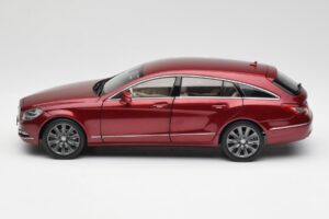 Mercedes CLS Shooting Brake X218 Thulite Red Norev 1:18 B66960116 Diecast - image 4 of 8