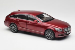 Mercedes CLS Shooting Brake X218 Thulite Red Norev 1:18 B66960116 Diecast - image 6 of 8