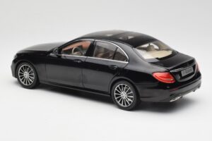 Mercedes E-Class W213 Obsidian Black iScale 1:18 B66960380 Diecast - image 7 of 8