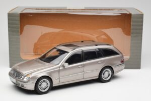 Mercedes E320 CDI W210 Estate Cubanite Silver Kyosho 1:18 B66962188 Diecast - image 8 of 8