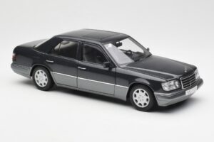 Mercedes E320 W124 Nautik Blue Metallic Dealer Edition AUTOart 1:18 B66040508 Diecast - image 6 of 8