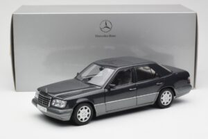 Mercedes E320 W124 Nautik Blue Metallic Dealer Edition AUTOart 1:18 B66040508 Diecast - image 8 of 8