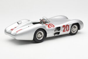 Mercedes W196 Streamliner #20 K. Kling French GP 1954 CMC 1:18 M-128B Diecast - image 2 of 6