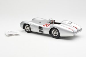 Mercedes W196 Streamliner #20 K. Kling French GP 1954 CMC 1:18 M-128B Diecast - image 5 of 6
