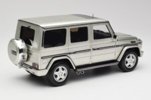 Mercedes G-Class G55 AMG W463 Iridium Silver Otto 1:18 OT1126 Resin - image 2 of 6