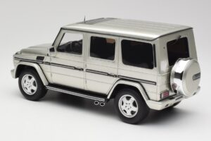 Mercedes G-Class G55 AMG W463 Iridium Silver Otto 1:18 OT1126 Resin - image 5 of 6