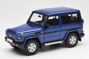 Mercedes G500 W463 SWB Blue AUTOart 1:18 76114 Diecast