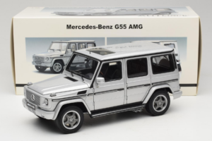 Mercedes G55 AMG W463 Silver AUTOart 1:18 76247 Diecast - image 8 of 8