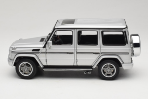 Mercedes G55 AMG W463 Silver AUTOart 1:18 76247 Diecast - image 4 of 8