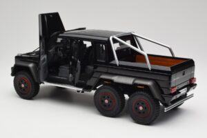 Mercedes AMG G63 W463 6x6 Gloss Black AUTOart 1:18 76306 Composite - image 5 of 8