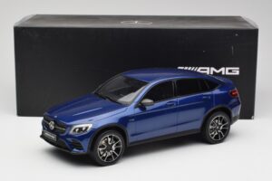 Mercedes AMG GLC 43 Coupe Brilliant Blue GT Spirit 1:18 B66960468 Resin - image 6 of 6