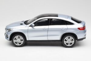 Mercedes GLE Coupe C292 Diamond Silver Norev 1:18 B66960358 Diecast - image 4 of 8