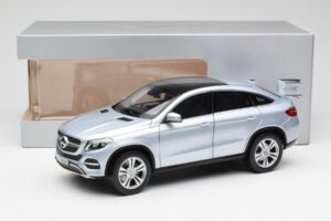 Mercedes GLE Coupe C292 Diamond Silver Norev 1:18 B66960358 Diecast - image 8 of 8