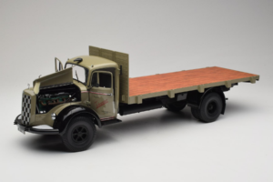 Mercedes L6600 Rungewagen Grey Black Minichamps 1:18 109031050-R1 Diecast - image 2 of 9
