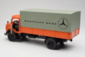 Mercedes L911 Orange Schuco 1:18 450044700 Diecast - image 5 of 8