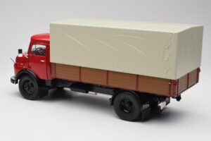 Mercedes L 911 Red Schuco 1:18 450016400 Diecast - image 7 of 8