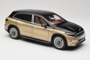Mercedes Maybach EQS 680 V297 Beige NZG 1:18 B66960592 Diecast - image 6 of 8