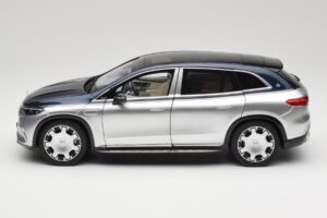 Mercedes Maybach EQS 680 V297 Blue NZG 1:18 1060/23 Diecast - image 4 of 8