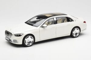 Mercedes Maybach S680 4Matic X223 Diamond White Norev 1:18 183918 Diecast