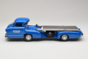 Mercedes Renntransporter Blaues Wunder iScale 1:18 118000000006-P1 Diecast - image 3 of 6