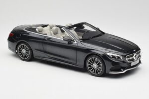 Mercedes S-Class Cabriolet A217 Magnetite Black Metallic Norev 1:18 B66960354 Diecast - image 6 of 8